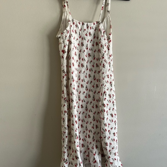 Abercrombie&Fitch fitted cherry dress size Medium - Picture 2 of 4